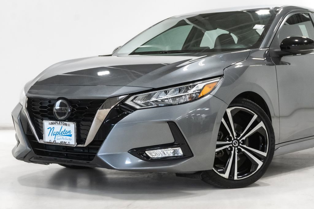 Used 2020 Nissan Sentra SR FWD image 2