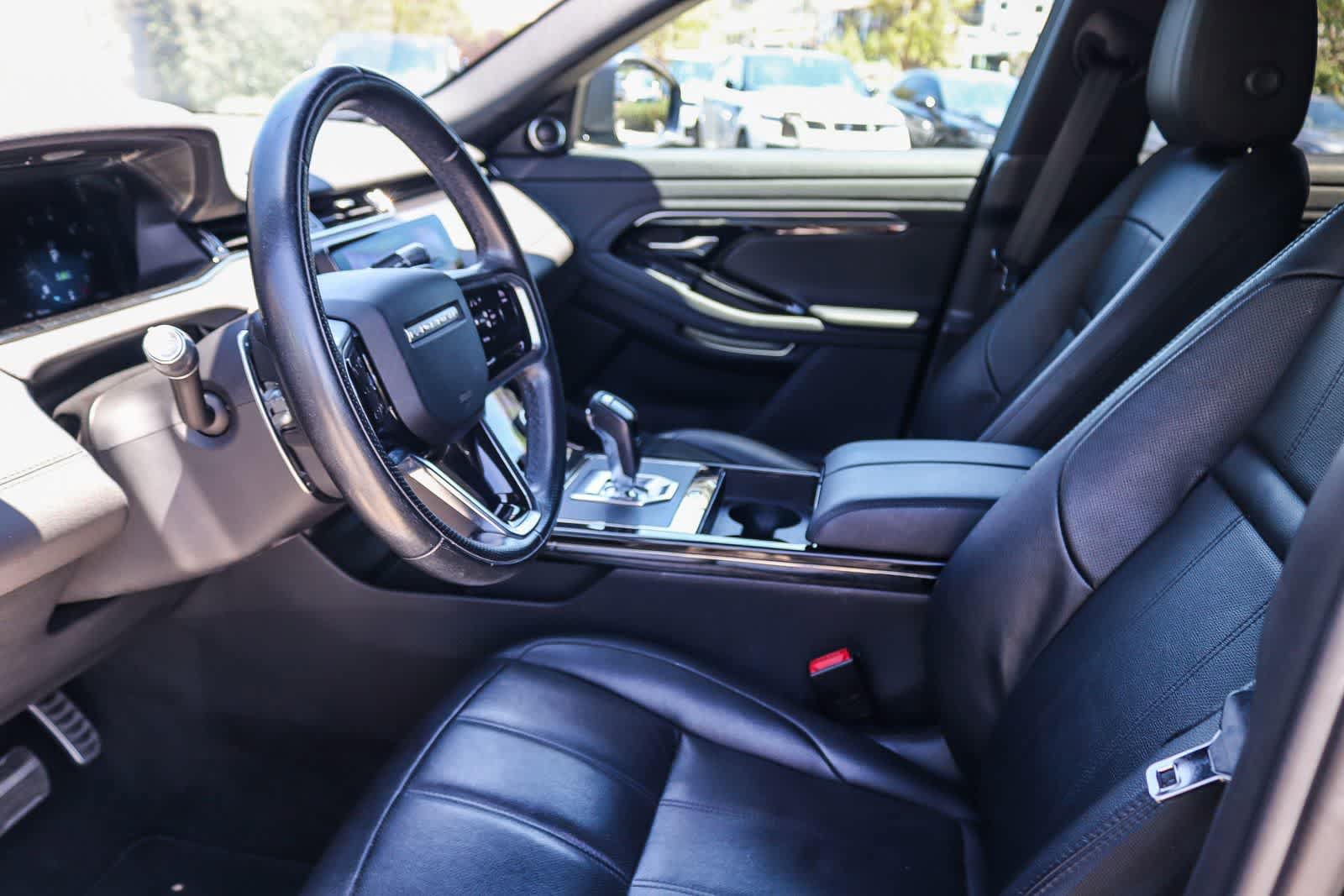 Used 2021 Land Rover Range Rover Evoque R-Dynamic SE AWD/4WD image 18