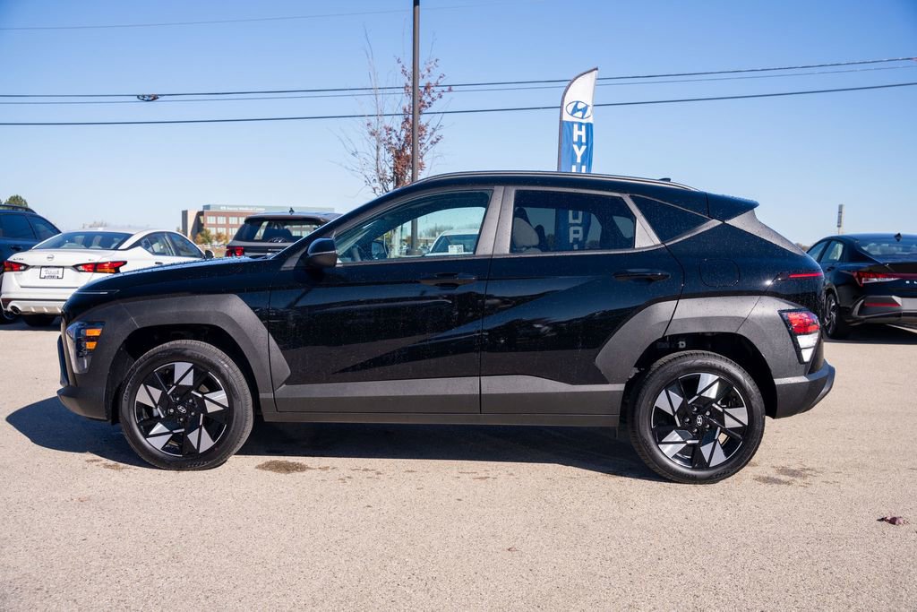 Certified 2025 Hyundai Kona SEL image 4