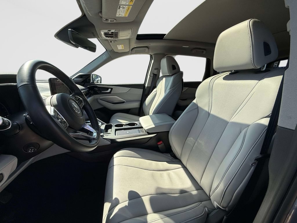 Certified 2025 Acura MDX w/ Technology Package AWD/4WD image 14