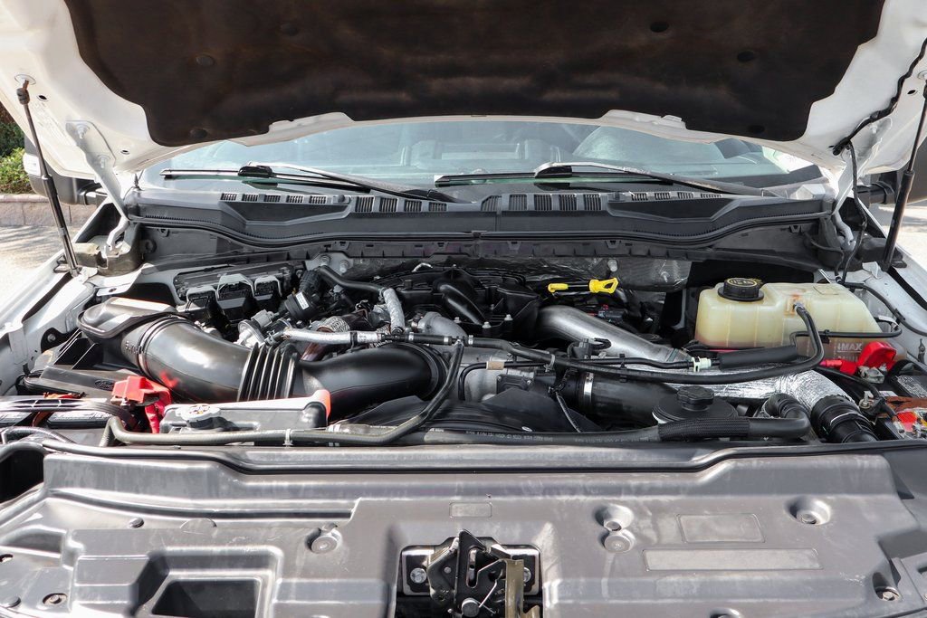 Used 2017 Ford F350 Lariat w/ Chrome Package image 12