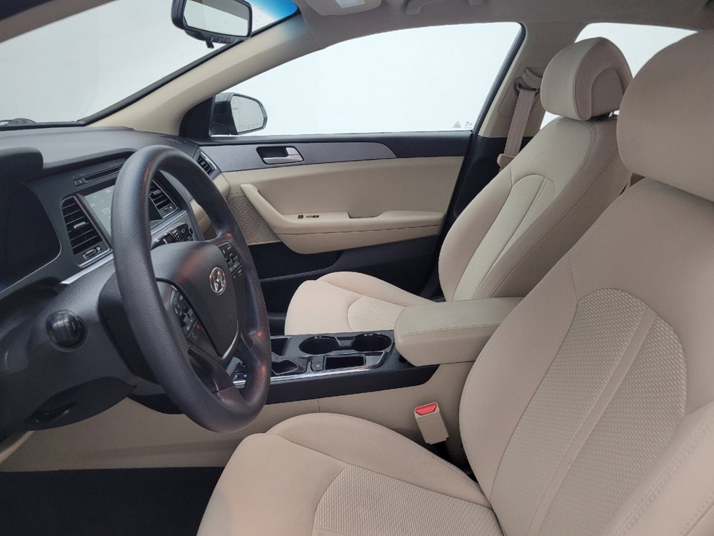 Used 2017 Hyundai Sonata SE FWD image 17