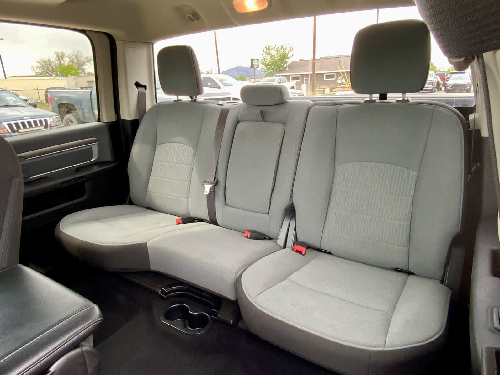 Used 2023 RAM 1500 Classic SLT AWD/4WD image 26