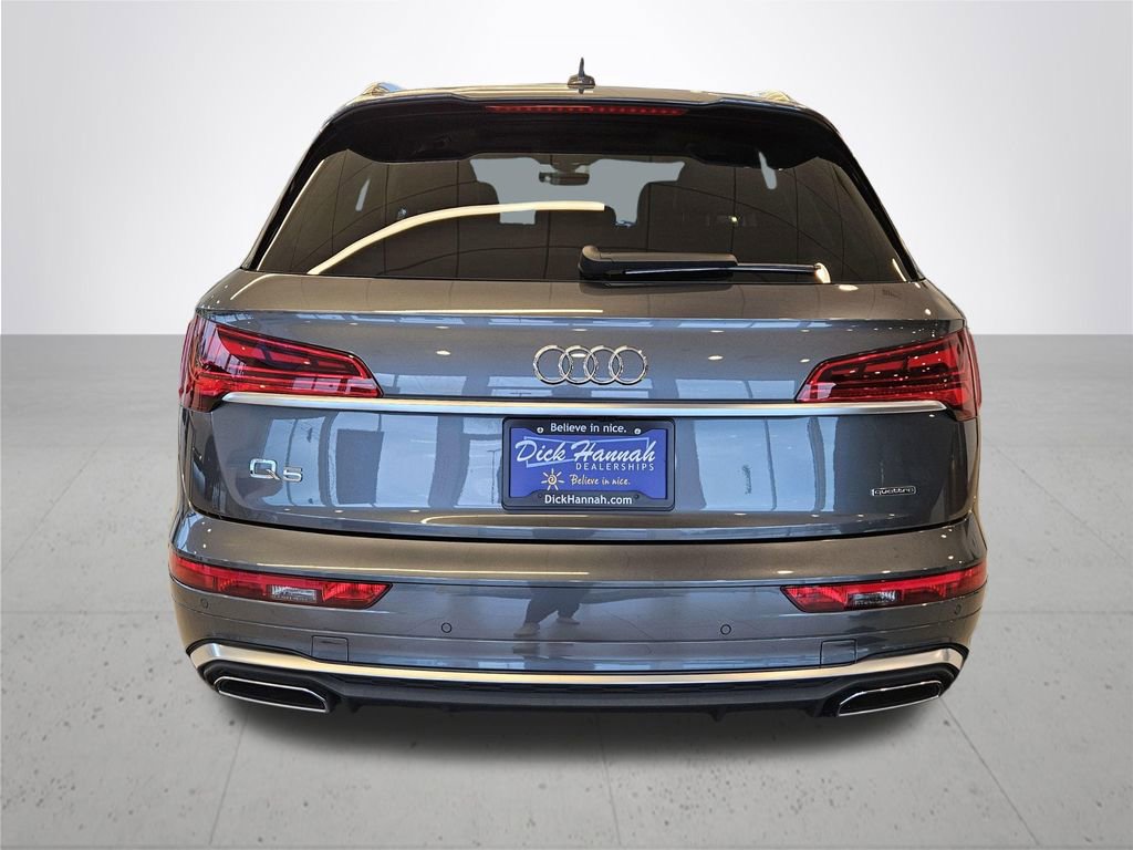 Used 2023 Audi Q5 2.0T Premium w/ Convenience Package image 8