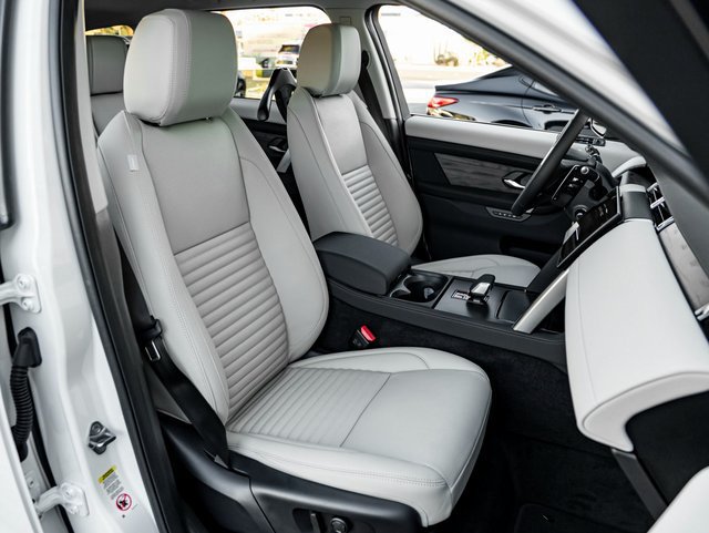 New 2025 Land Rover Discovery Sport S AWD/4WD image 26