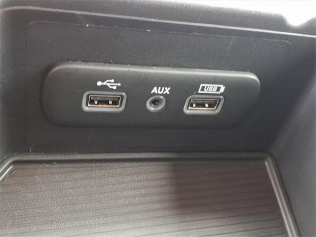 Used 2024 RAM 1500 Classic SLT image 11