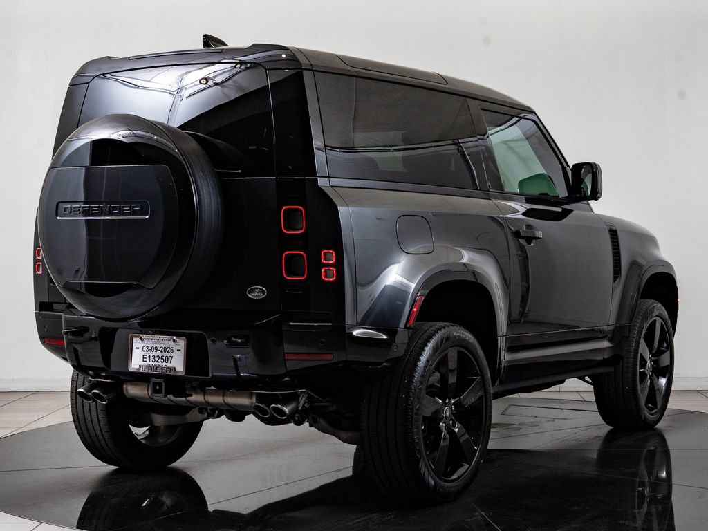 Used 2023 Land Rover Defender 90 V8 AWD/4WD image 10