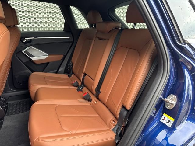 Certified 2025 Audi Q3 2.0T Premium Plus w/ Premium Plus Package image 11