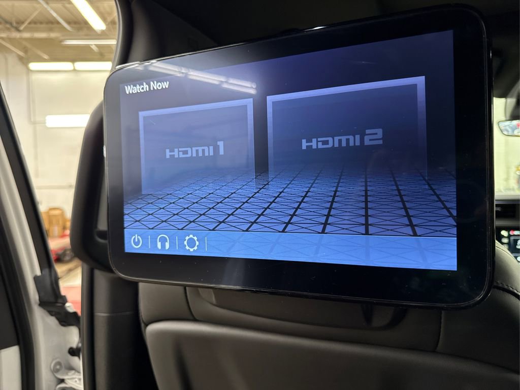 Used 2023 GMC Yukon Denali Ultimate image 27