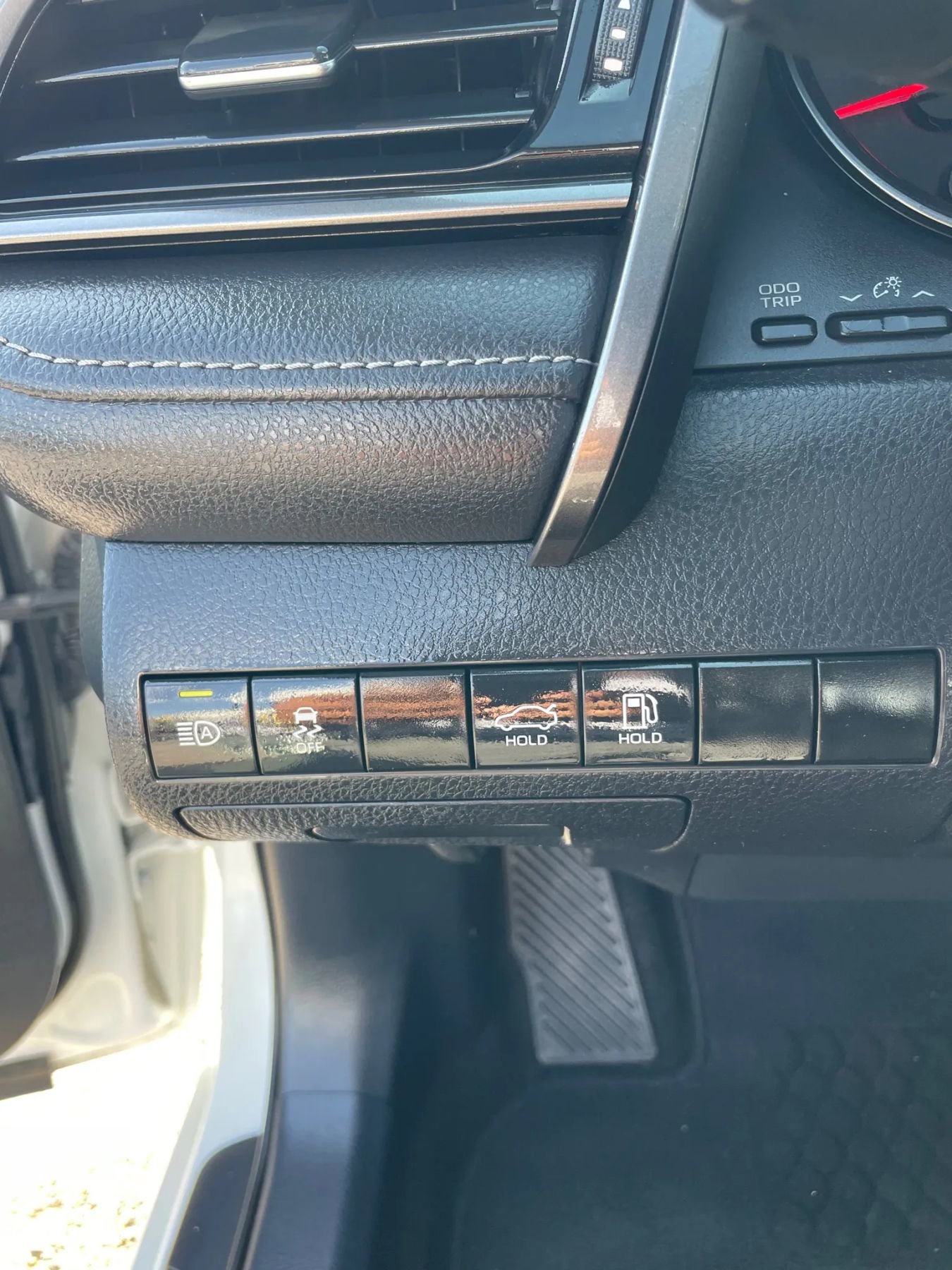 Used 2021 Toyota Camry XSE w/ Carpet Mat Package (TMS) image 17