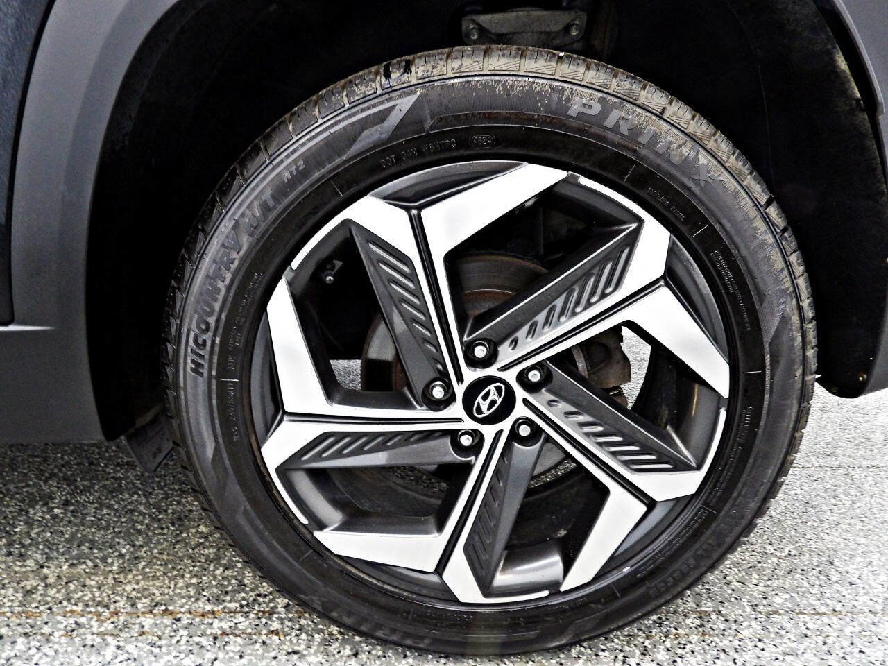 Used 2022 Hyundai Tucson Limited image 21