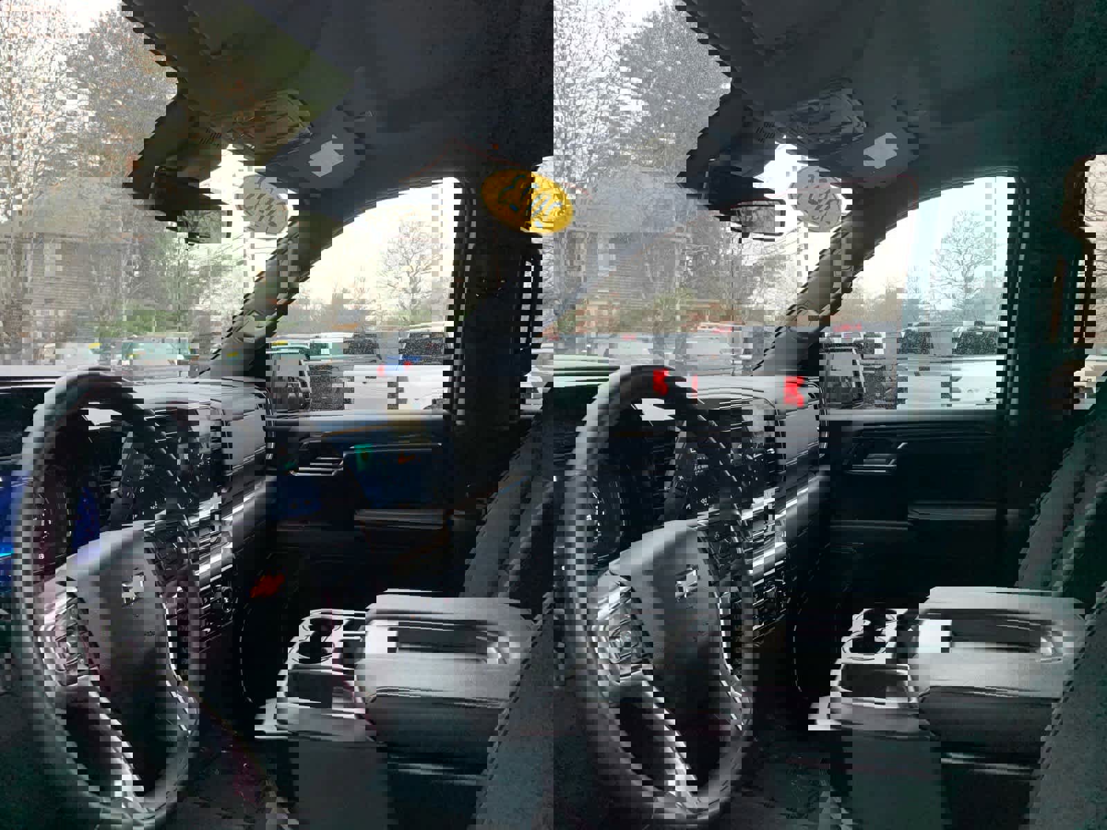 Used 2023 Chevrolet Silverado 1500 LT image 14