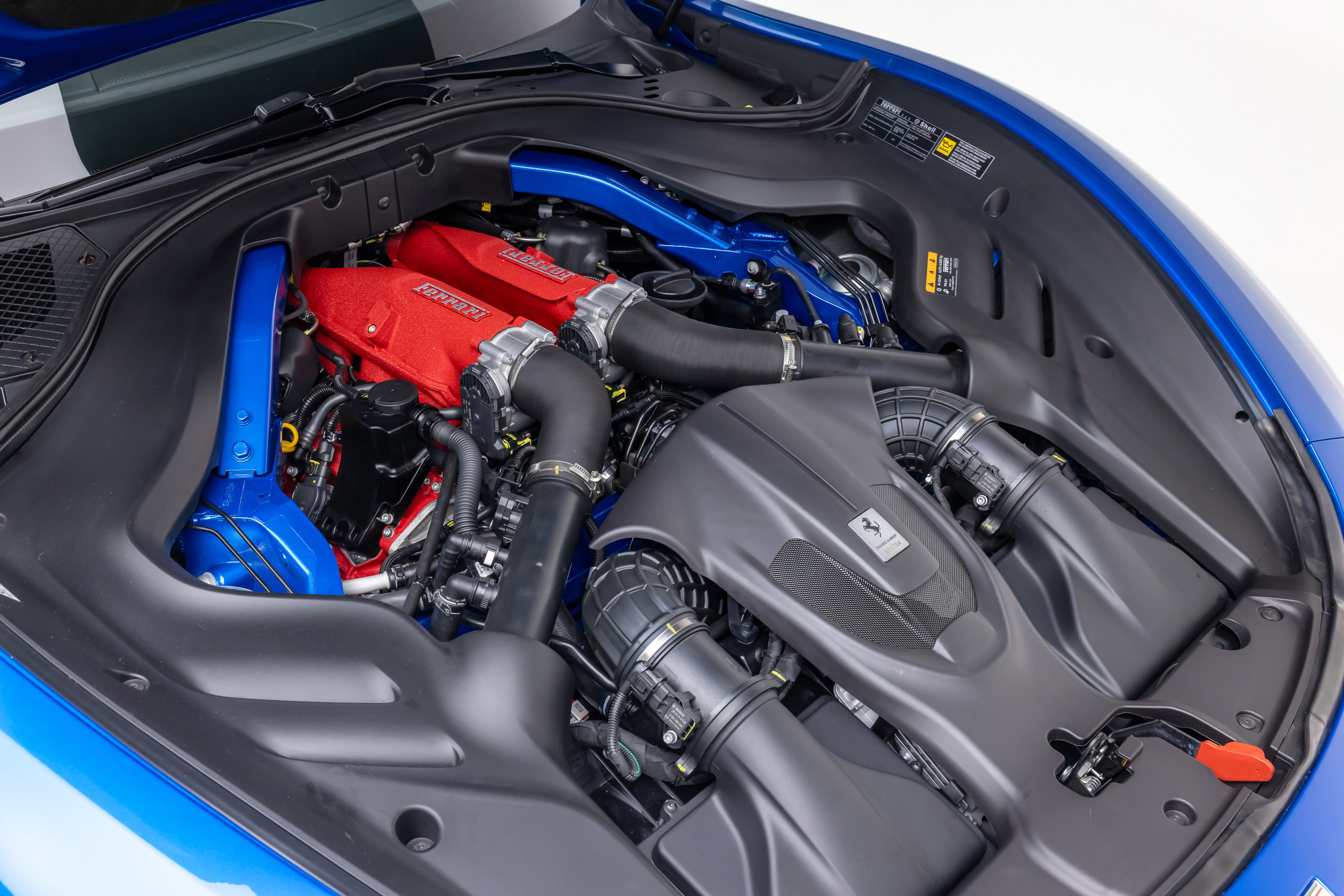 Used 2026 Ferrari Roma Spider RWD image 38