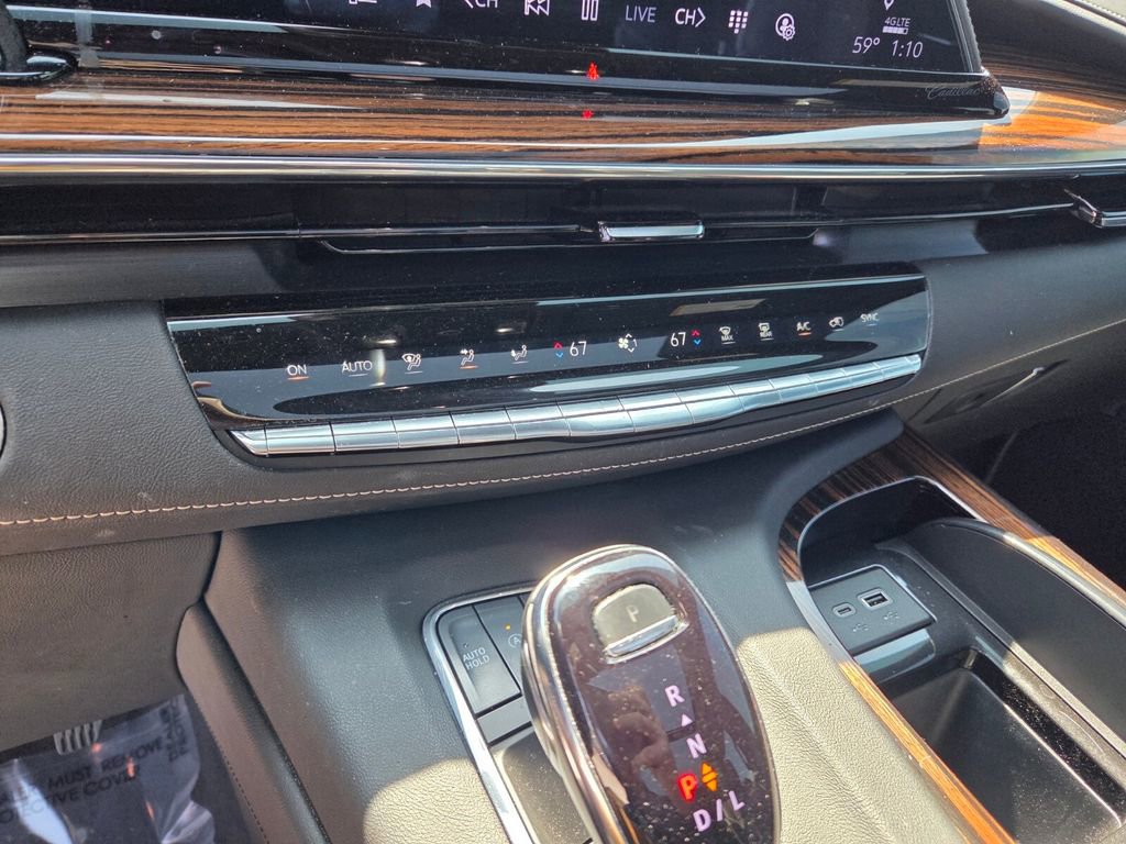 Used 2023 Cadillac Escalade Premium Luxury image 27