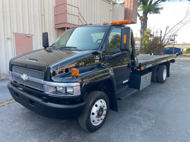Used 2005 Chevrolet Kodiak C4500 2WD Regular Cab image 1