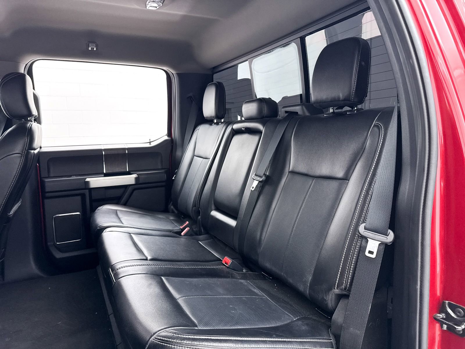 Used 2021 Ford F350 Lariat w/ Lariat Ultimate Package AWD/4WD image 28
