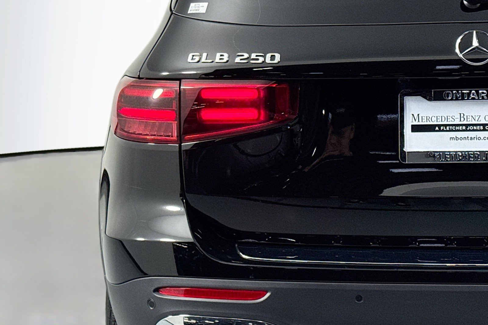 Certified 2025 Mercedes-Benz GLB 250 image 15