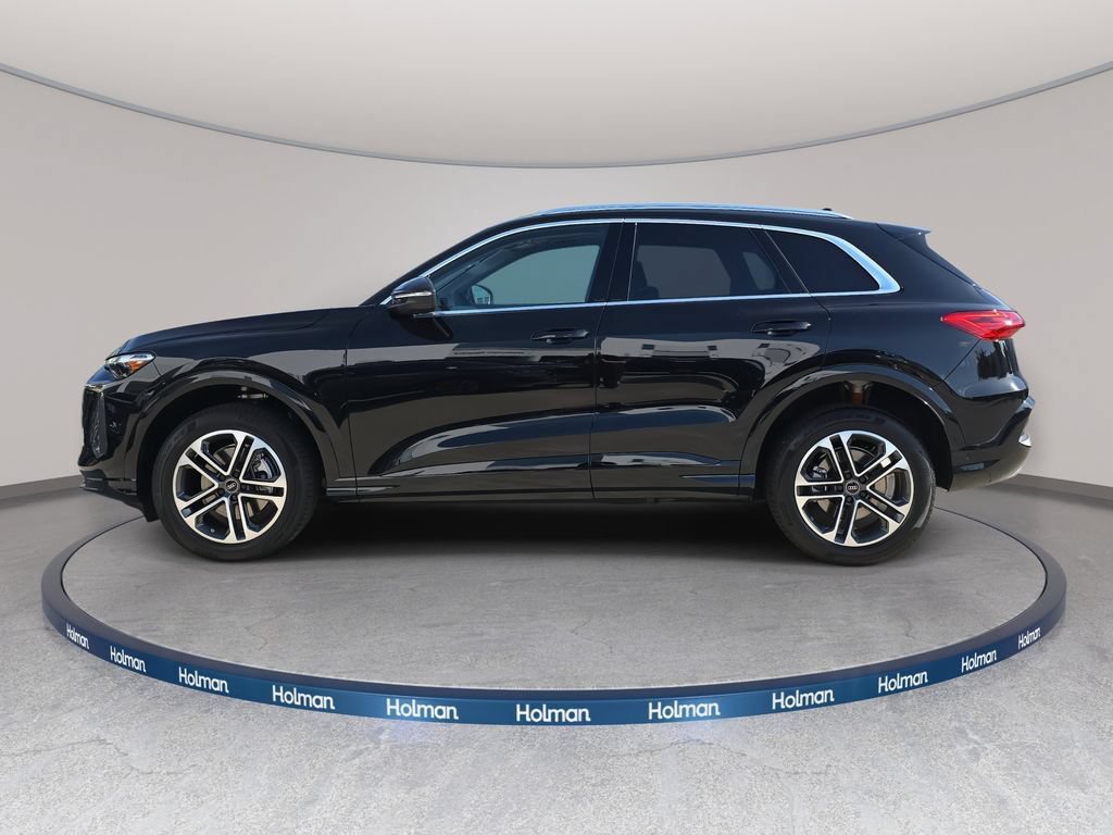 Certified 2025 Audi Q5 Premium w/ Convenience Package AWD/4WD image 6