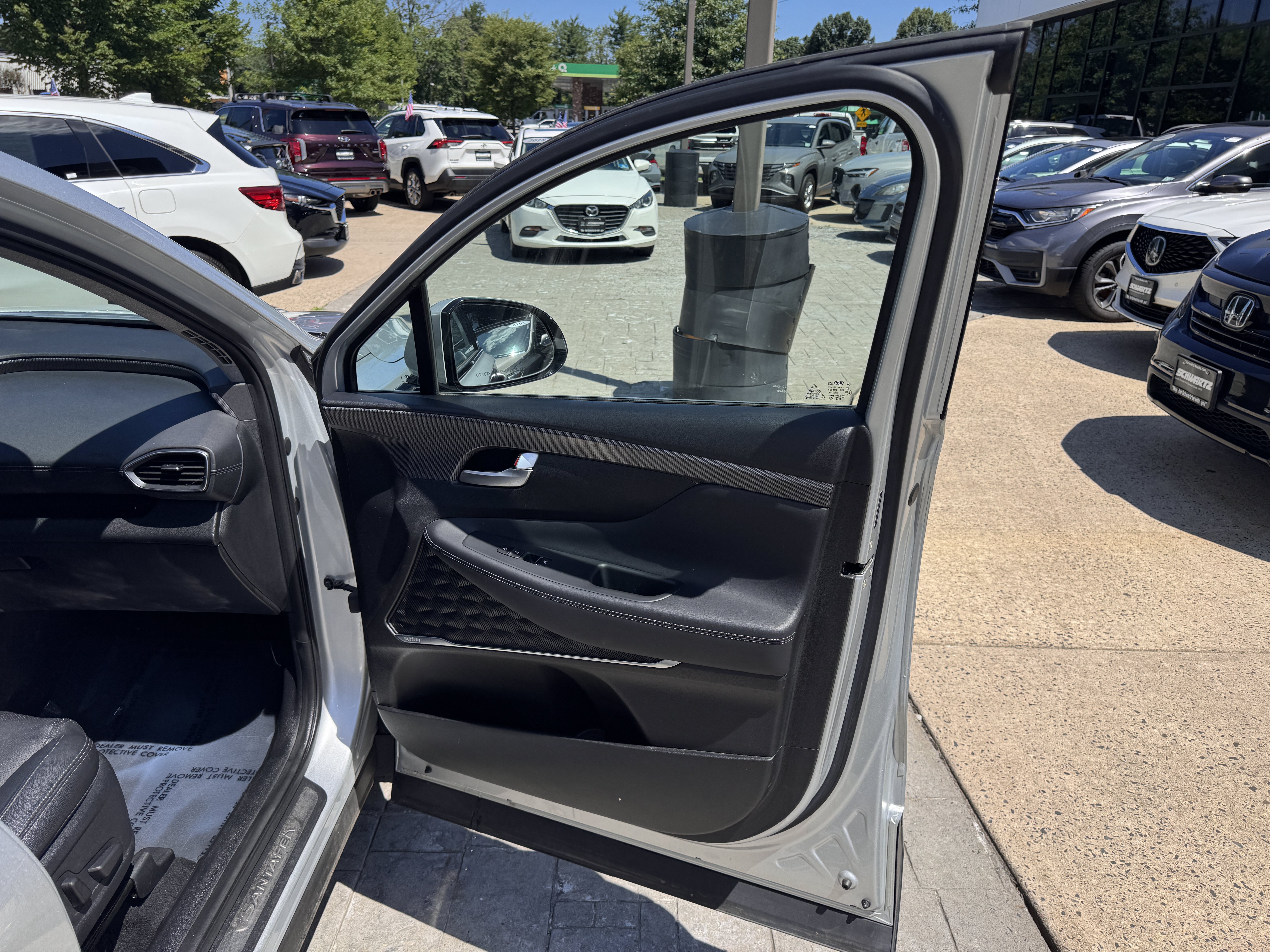 Used 2019 Hyundai Santa Fe AWD image 25