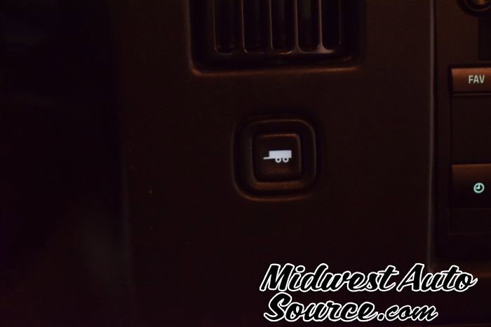 Used 2018 Chevrolet Express 2500 LS w/ Driver Convenience Package RWD image 22