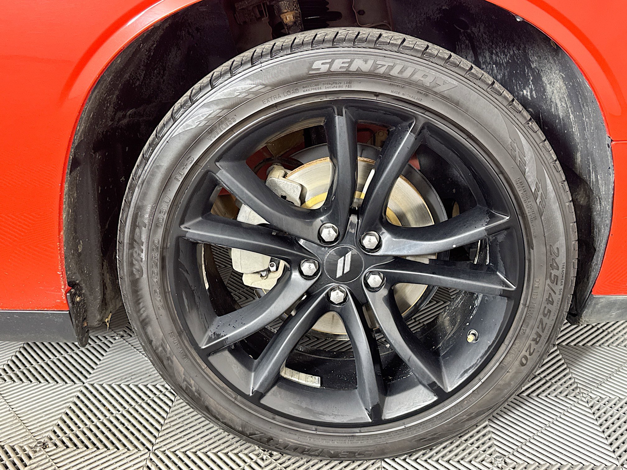 Used 2018 Dodge Challenger SXT w/ Blacktop Package image 27