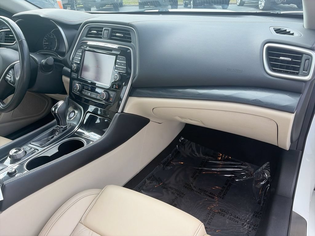 Used 2023 Nissan Maxima Platinum w/ Sport Mat Group FWD image 28