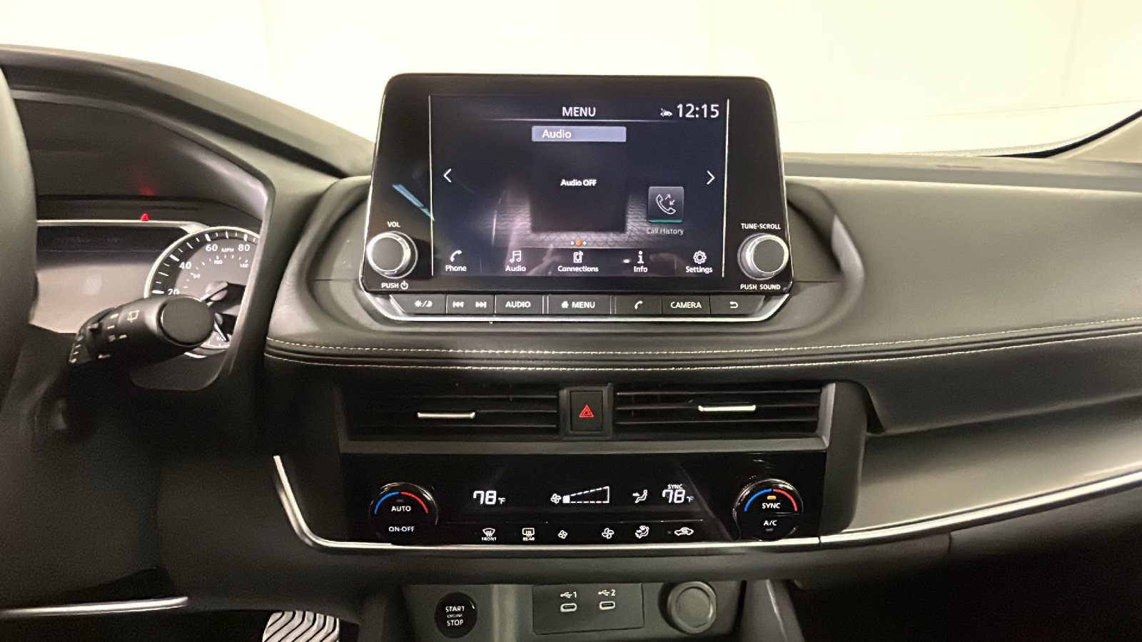 Used 2025 Nissan Rogue SV FWD image 26