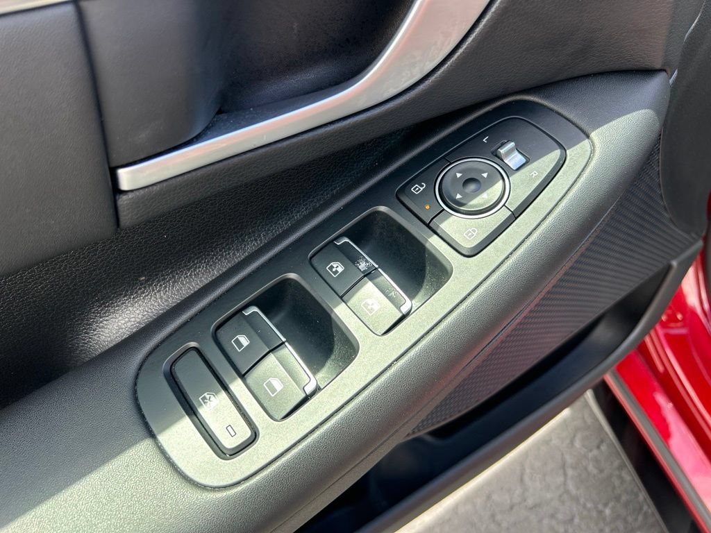 Used 2025 Hyundai Sonata SEL FWD image 15