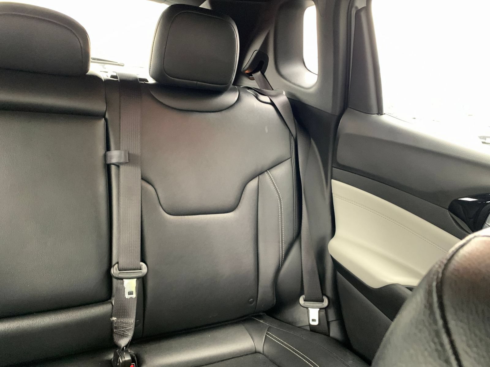 Used 2025 Jeep Compass Limited AWD/4WD image 38