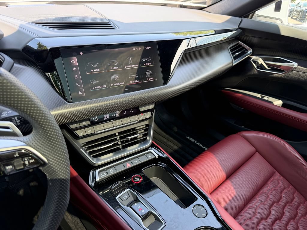 Certified 2024 Audi e-tron GT Premium Plus w/ Executive Package AWD/4WD image 18