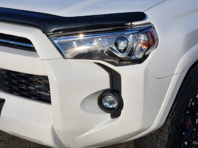 Used 2023 Toyota 4Runner SR5 Premium w/ Moonroof Package AWD/4WD image 10