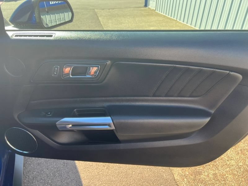 Used 2016 Ford Mustang Premium w/ Equipment Group 201A RWD image 10