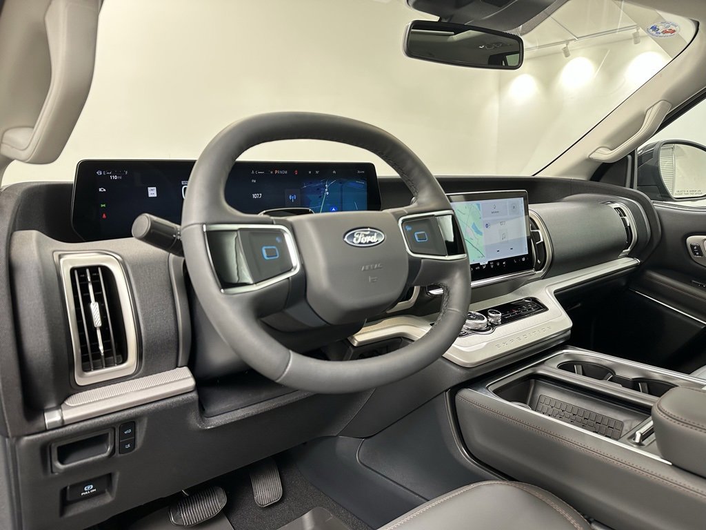 New 2025 Ford Expedition Max Active image 14