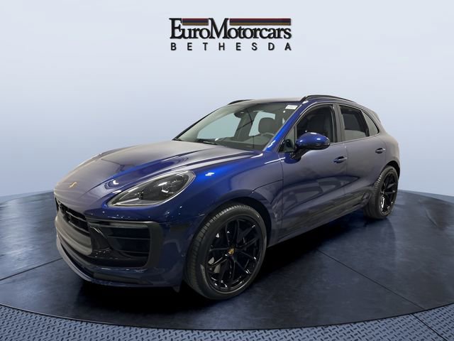 Used 2024 Porsche Macan GTS image 1