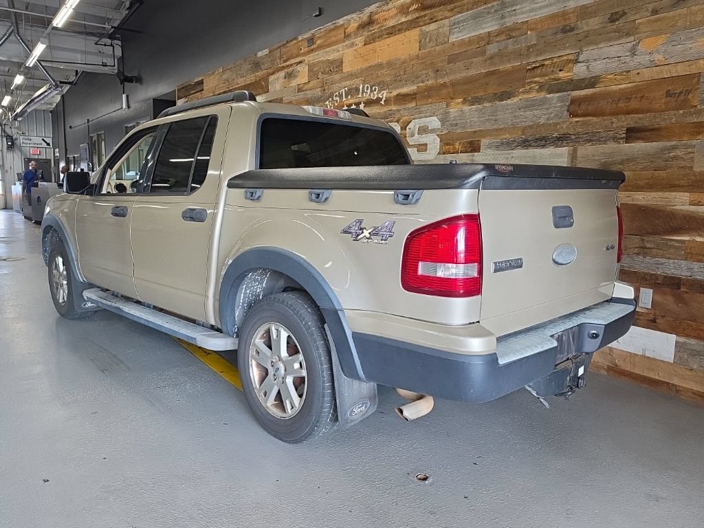 Used 2007 Ford Explorer Sport Trac XLT AWD/4WD image 3