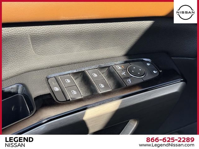 Used 2022 Nissan Pathfinder Platinum image 15