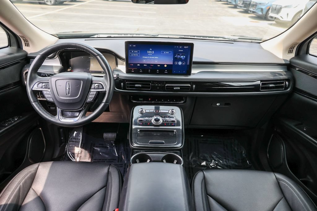 Certified 2023 Lincoln Nautilus FWD image 7