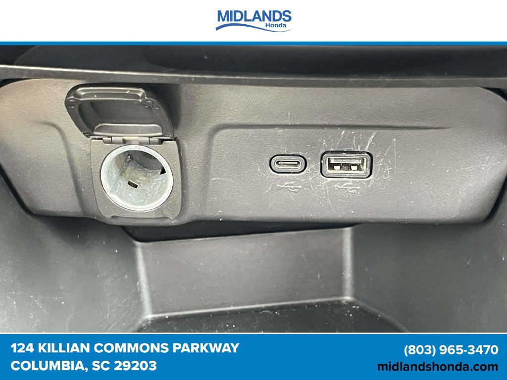 Used 2024 Chevrolet Trax LT FWD image 29