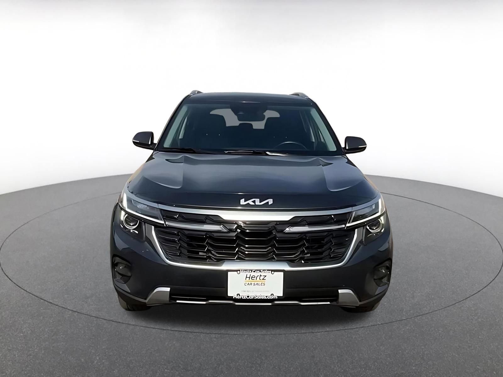 Used 2025 Kia Seltos S image 4