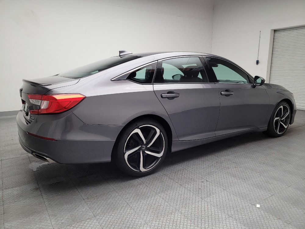 Used 2018 Honda Accord Sport image 10