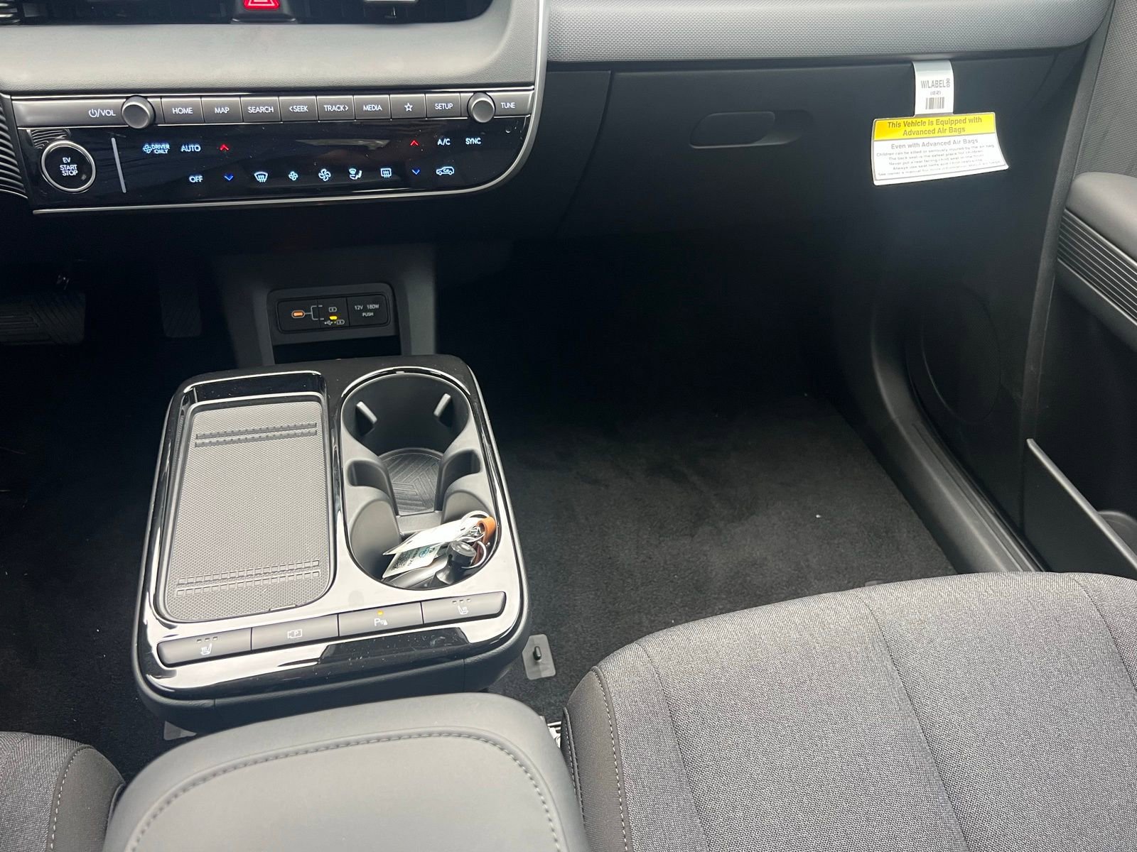 Used 2026 Hyundai Ioniq 5 SE RWD image 31