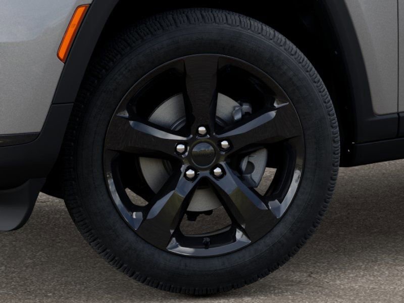 New 2025 Jeep Grand Cherokee L Limited w/ Black Appearance Package image 9