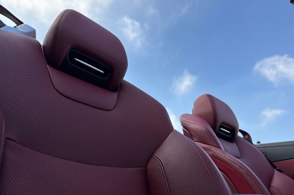 Used 2020 Mercedes-Benz SL 550 image 18