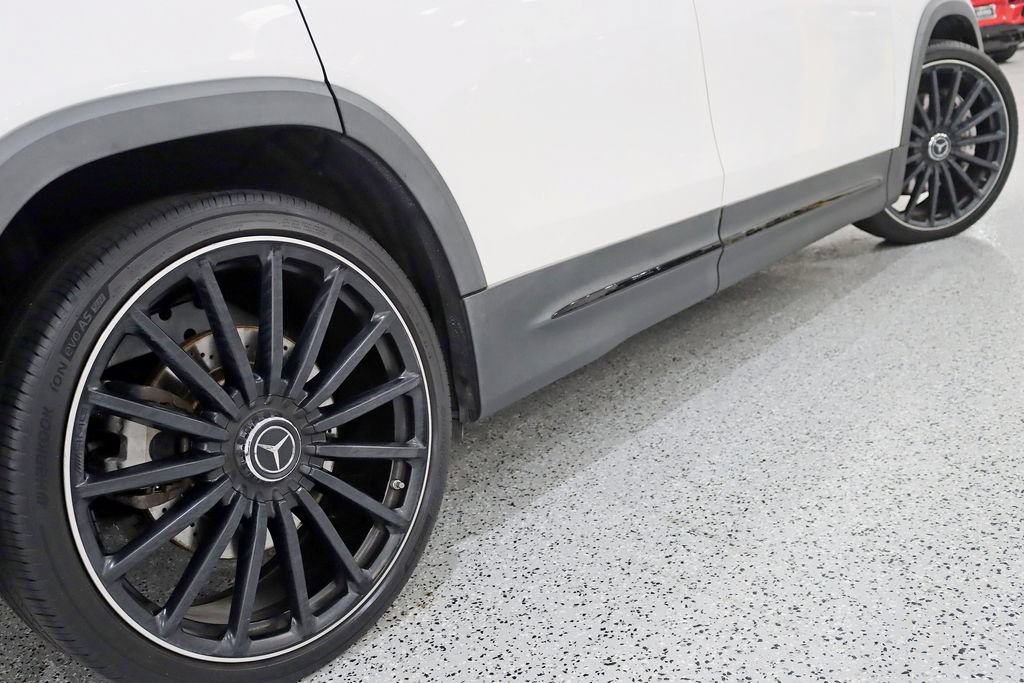 Used 2022 Mercedes-Benz GLB 35 AMG 4MATIC image 12