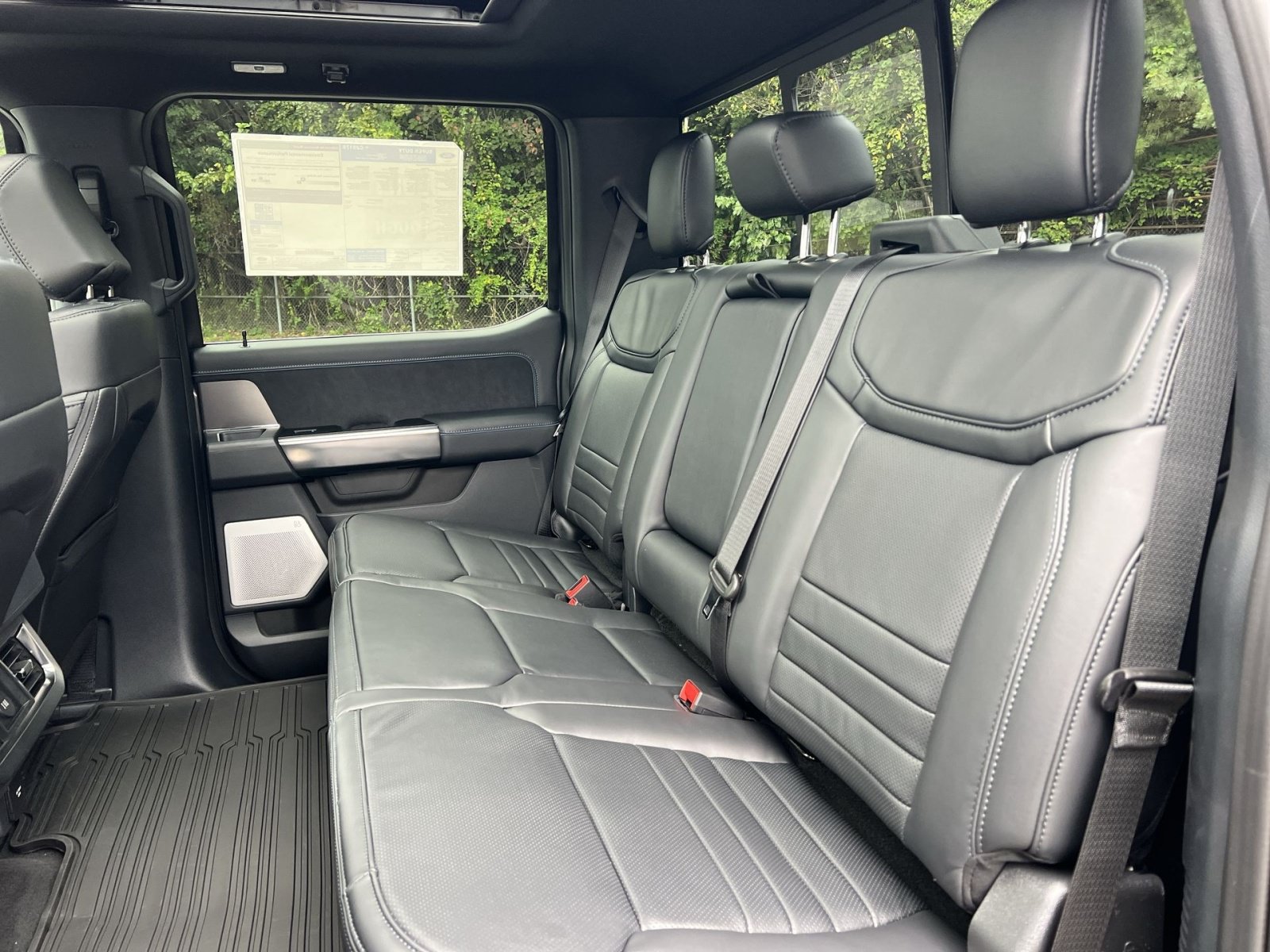 New 2027 Ford F350 Platinum w/ Tremor Off-Road Package AWD/4WD image 25