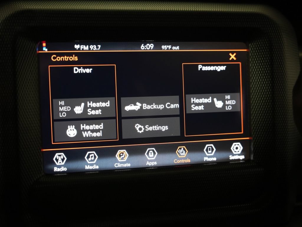 Used 2023 Jeep Gladiator Sport AWD/4WD image 22