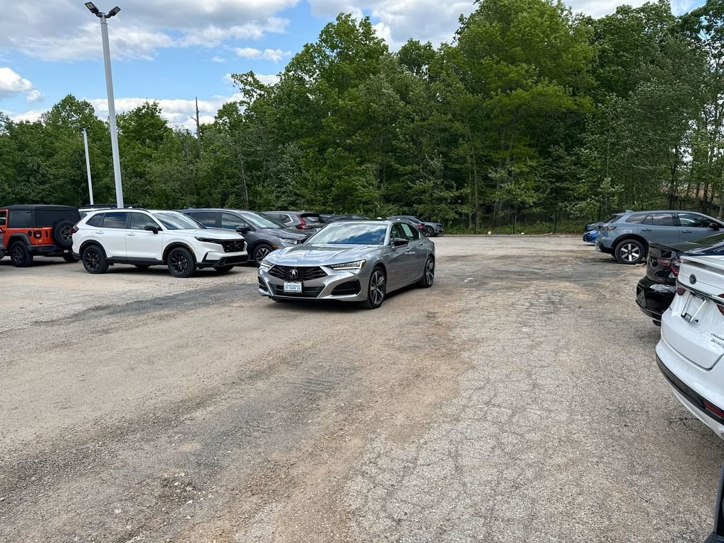 Used 2025 Acura TLX w/ Technology Package FWD image 1