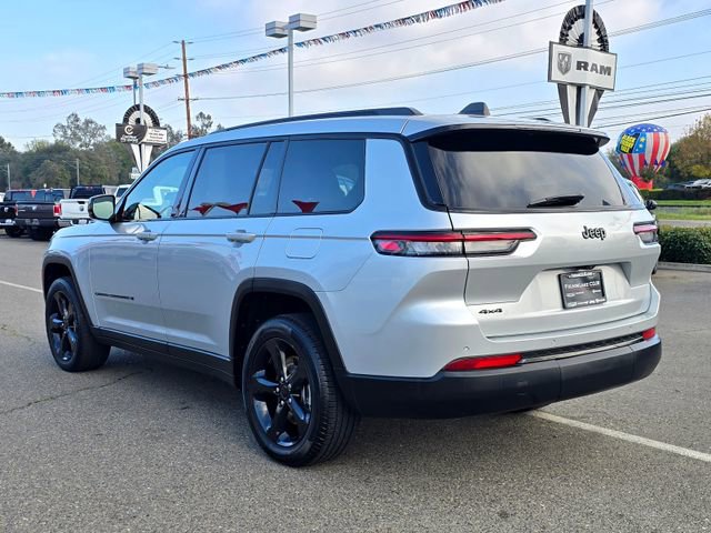 Certified 2023 Jeep Grand Cherokee L Laredo image 6