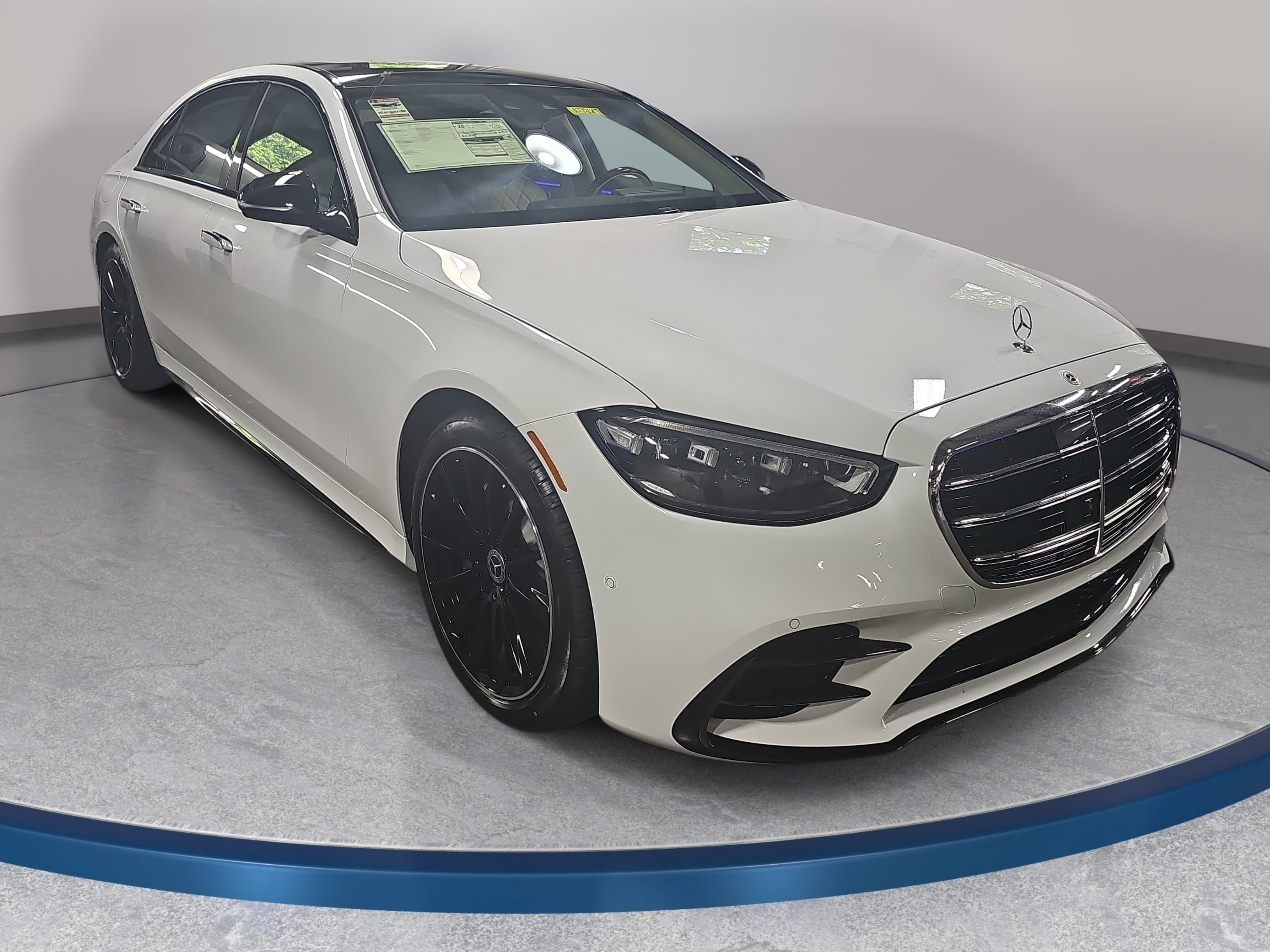 New 2026 Mercedes-Benz S 580 4MATIC Sedan image 3