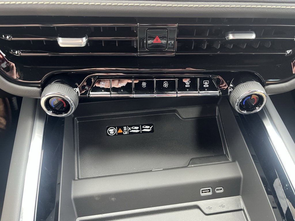 New 2026 Chevrolet Suburban Premier w/ Sun And Tow Package image 21